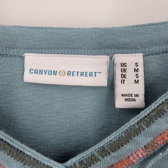 Canyon Retreat Top Women's Small Floral Embroidered V Neck - Picture 8 of 10